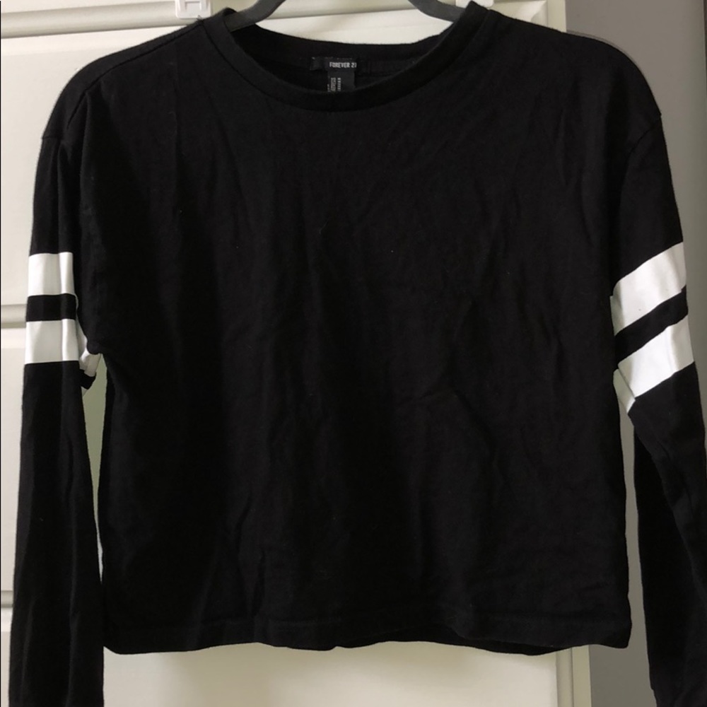 Semi Cropped Long Sleeve Shirt